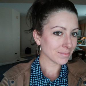 Meet your Posher, Caitlin